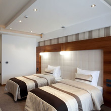 SKU 3591 GU10 Корпус Луна Квадрат Оринтируема Сатен Никел с марка V-TAC