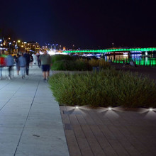 SKU 8566 MR16 Луна За Земя 12V Тристранна с марка V-TAC