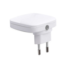 SKU 831 LED Нощна Лампа За Контакт Квадрат 60x60x54.5mm 4000K с марка V-TAC