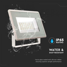 LED Прожектор 30W 3000К Бяло Тяло SKU 6746 V-TAC