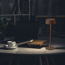 Настолна Лампа 2W 3000K IP54 SKU 6821 V-TAC