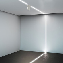 Стенна Лампа Бяло Тяло 3000К IP65 7W SKU 218217 V-TAC