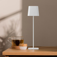 5W LED Магнитна Настолна Лампа С Батерия 3600mAh CCT: 3IN1 Бяло Тяло Димираща SKU 23412 V-TAC