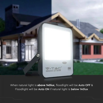 LED Прожектор със сензор за светлина 50W 4000К 100LM/W SAMSUNG ЧИП Черно Тяло SKU 20173 V-TAC