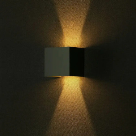 5W Wall Lamp With Bridglux Chip Grey Body Square IP65 3000K