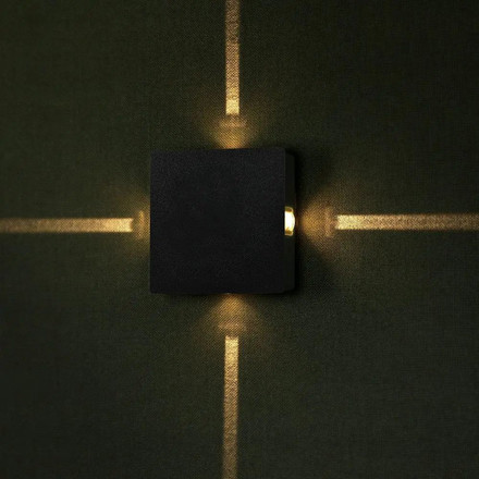 Аплик за стена 4W 3000K IP65 Черно Тяло Квадрат SKU 218211 V-TAC