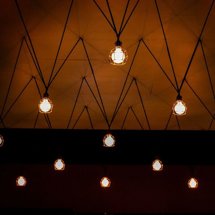 LED Крушка Е27 7W 2200К G95 Филамент Кехлибар SKU 217147 V-TAC