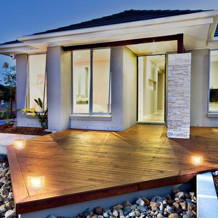 LED Solar Pillar White Body 3000K