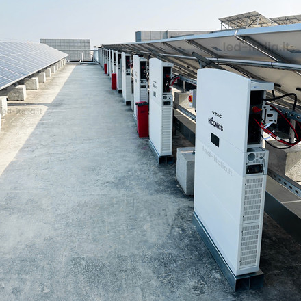 Високоволтова соларна система 6kW Инвертор и 2 броя 5kW Батерии Hiconics 10kW SKU 119821 V-TAC