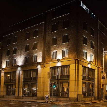 100W LED Floodlight SMD E-Series White Body 3000K